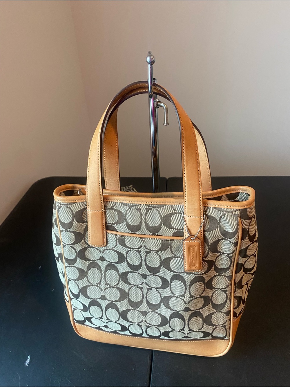 Coach signature gallery Tote